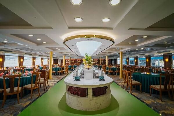 长江壹号自助餐厅
